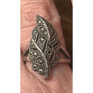✨Marcasite Filigree 🍂Leaf Feather Sterling Silver Cocktail Size 8